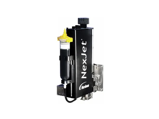 ASYMTEK NexJet NJ-8 Jet banatzeko sistema ReadiSet kartutxoak botatzeko.